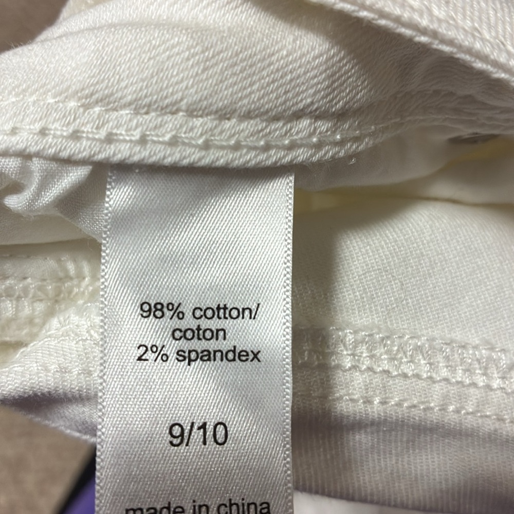 Maurice’s white denim shorts size 9/10 - Picture 6 of 6